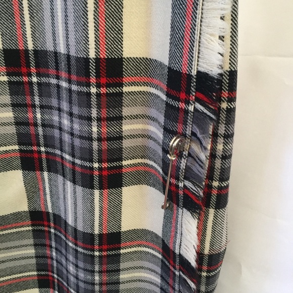 MOFFAT WOOLLENS WOOL SKIRT MEDIUM BLACK RED PLAID - Picture 7 of 8